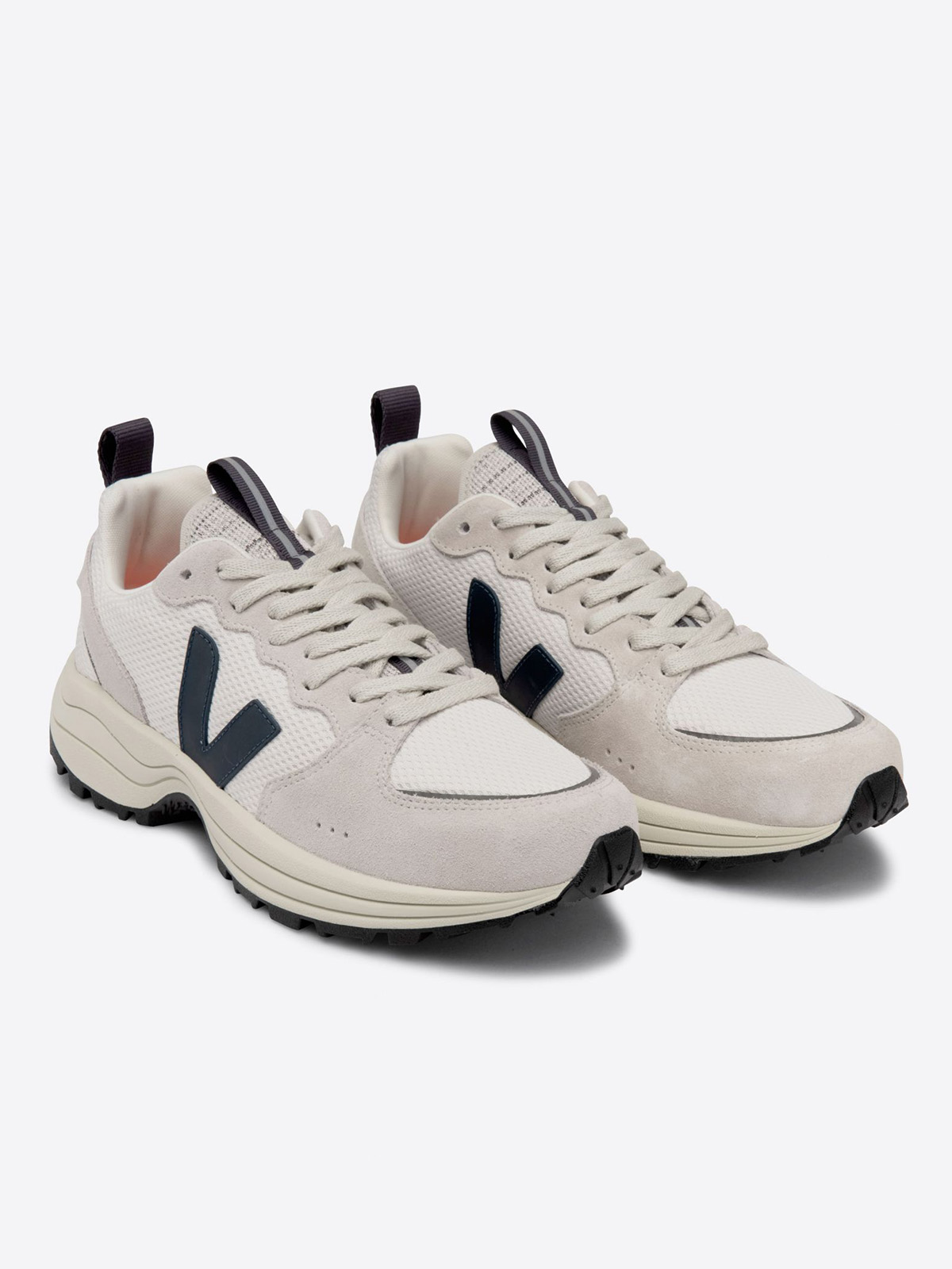 VEJA | VENTURI SNEAKERS | Shop >>