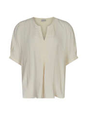 In Front - Zoey t-shirt