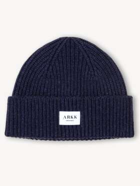 ARKK - Klassisk Beanie i mørkeblå