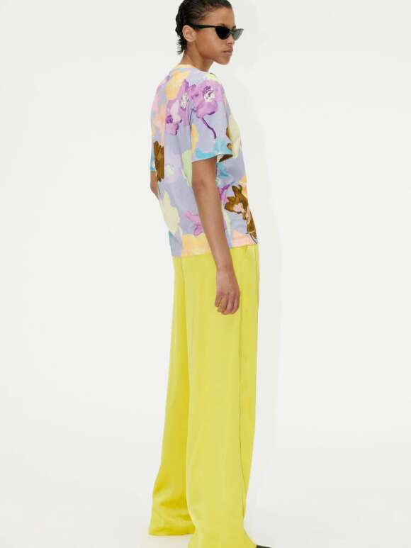 Stine Goya - LEONIE FILIGRAN FLOWER T-SHIRT