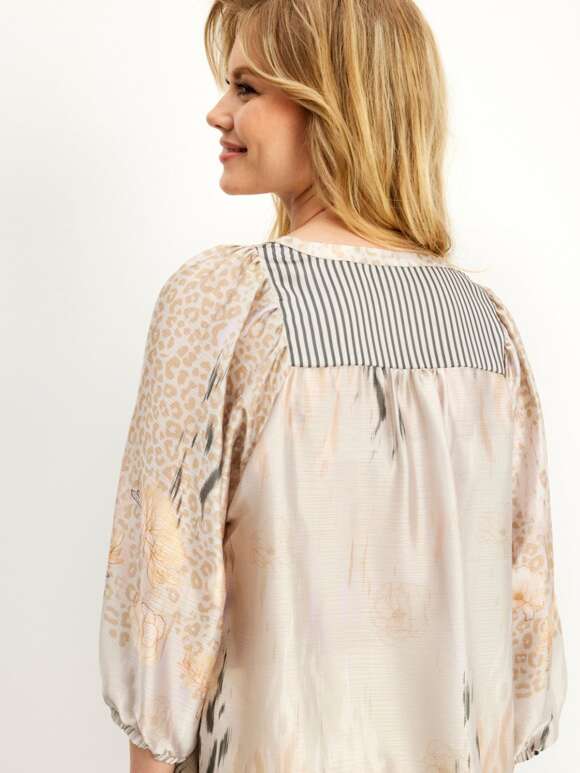 In Front - Lucca bluse