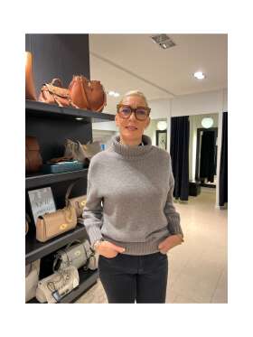 100% CASHMERE SUS STRIK