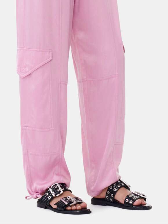 Ganni - Smarte Feminine Sandaler