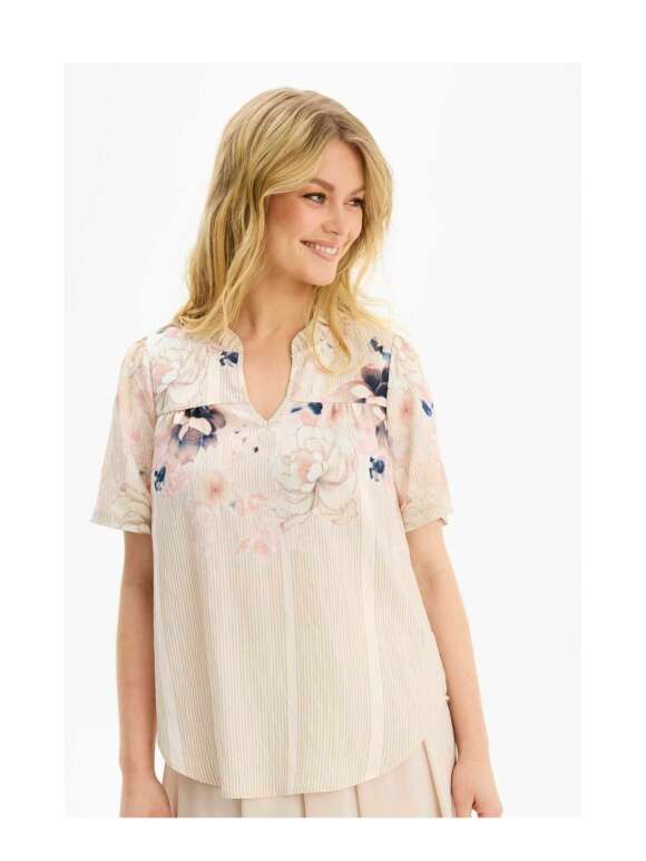 In Front - ELVA BLUSE