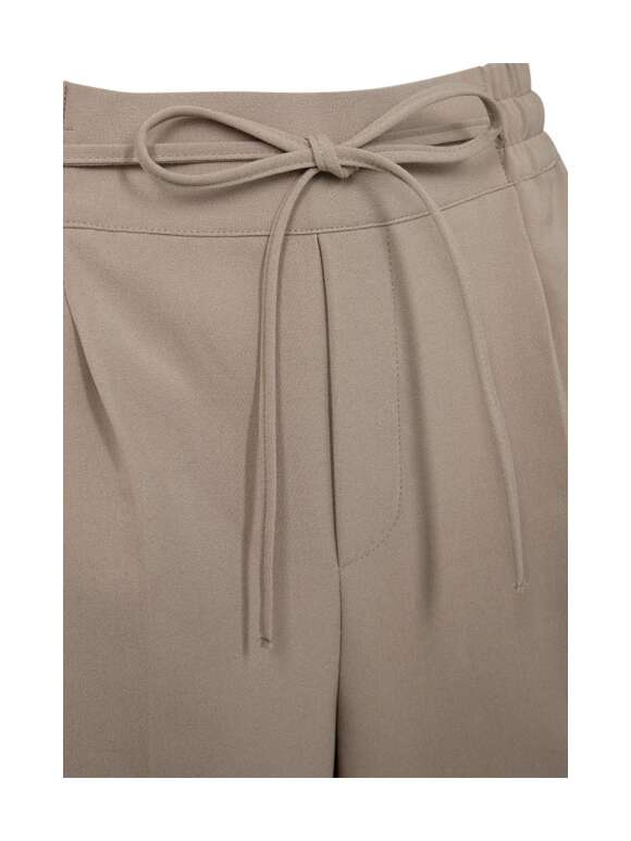 FREEQUENT - LIZY Elegant Shorts