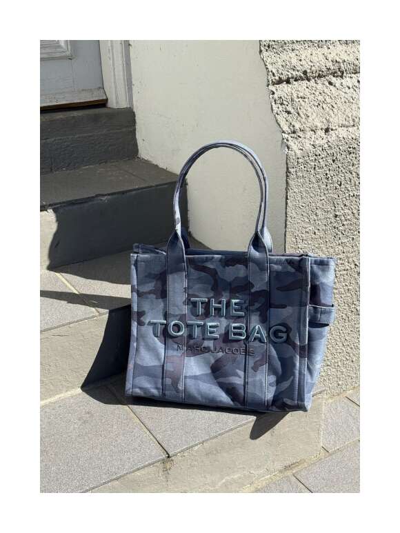 Marc Jacobs - THE LARGE TOTE CAMO