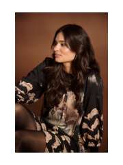 In Front - SIMONE KJOLE