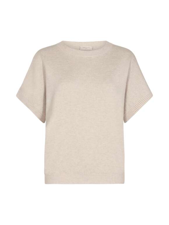 FREEQUENT - ANI PU BAT STRIK