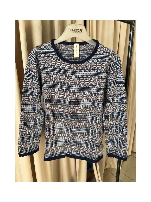 Skovhuus - NYNNE STRIK