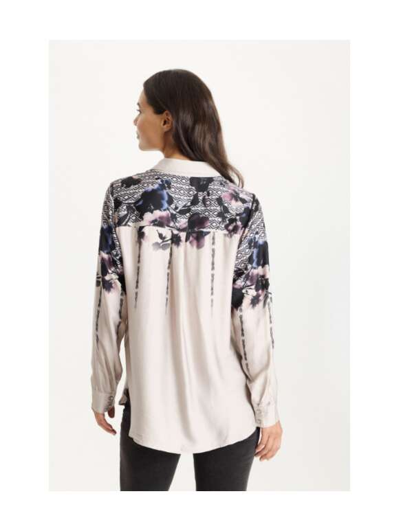 In Front - SIRENE SKJORTE