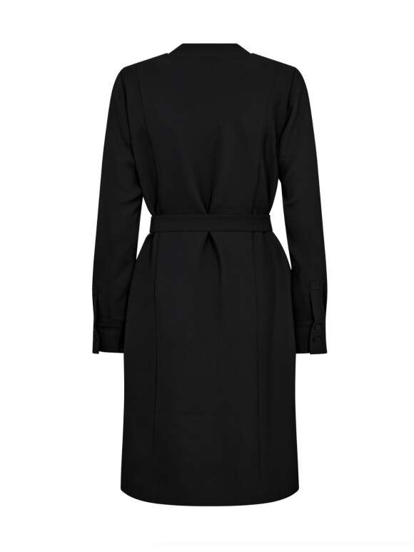 Mos Mosh - LIPI KJOLE