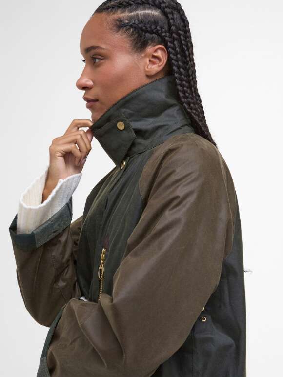 BARBOUR -  EVETTE WAX CAR COAT