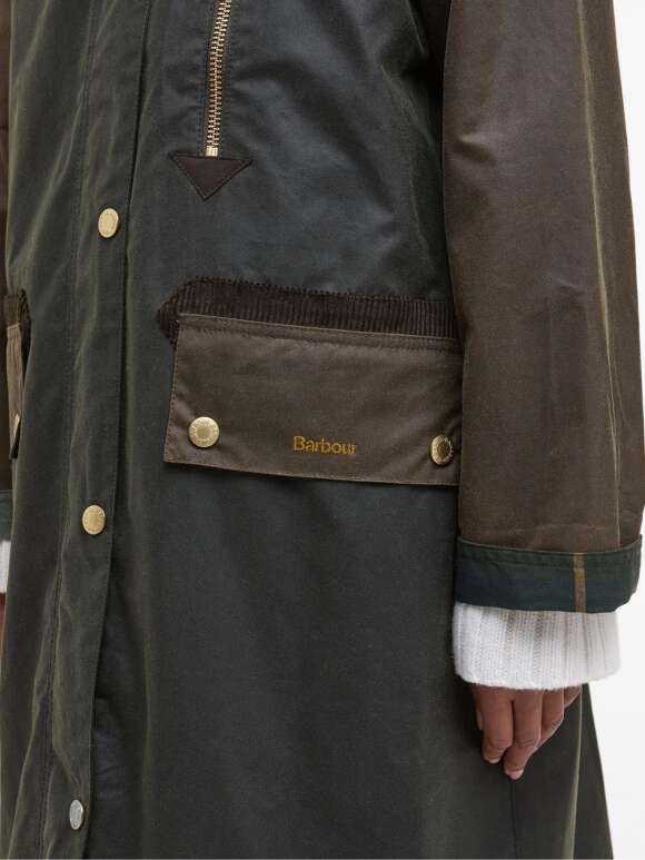 BARBOUR -  EVETTE WAX CAR COAT