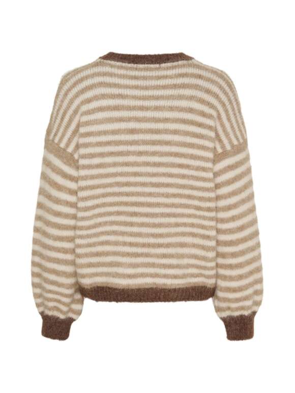 Marta Du Chateau - DANIELLE STRIK