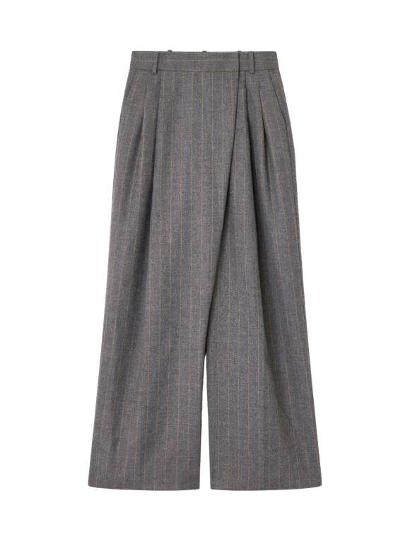 Ganni - Gråstribede bukser med krydsdetalje