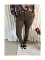 Brax - MARY BUKSER Brax - MARY BUKSER