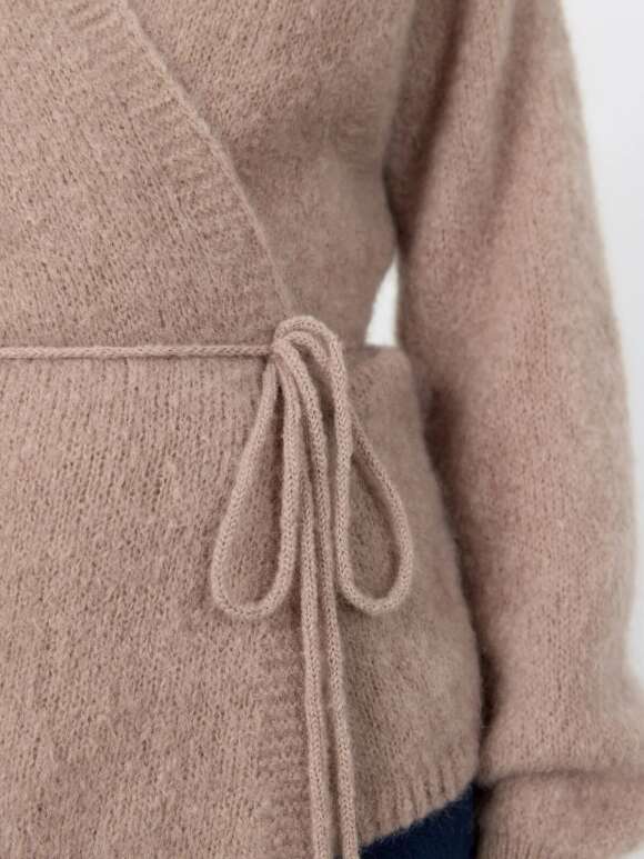 Leveté Room - NORREN Raffineret Cardigan