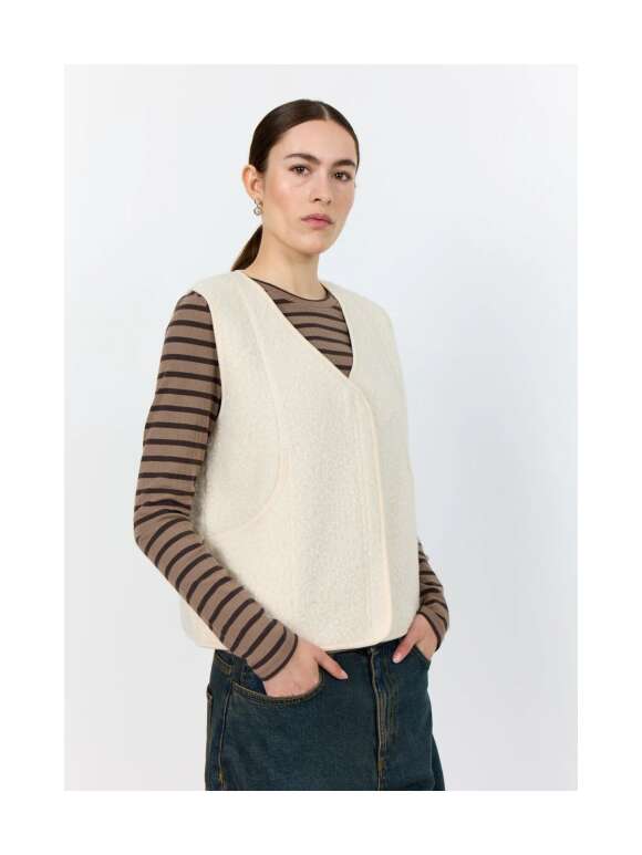 Leveté Room - NISSA Struktur Vest