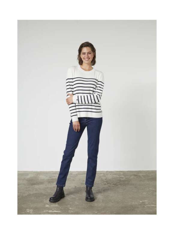 Sea Ranch - KIRSTY STRIK