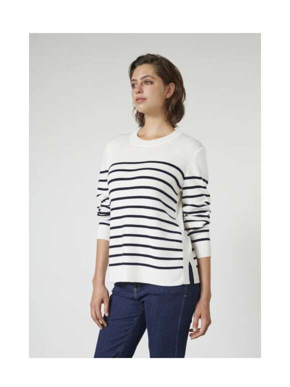 Sea Ranch - KIRSTY STRIK