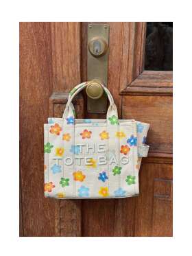 Marc Jacobs - THE MEDIUM TOTE MED BLOMSTER