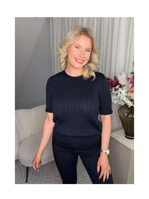 Skovhuus - STRIKKET T-SHIRT