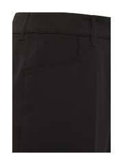 Lebek - Klassisk Feminin Buks