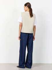 Leveté Room -  PIPPA 2 Struktur Vest