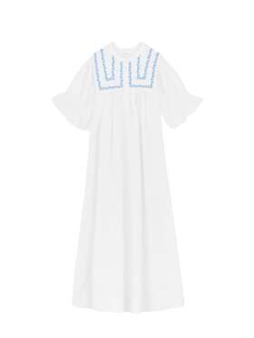 Skall - BONNE Feminin Kjole