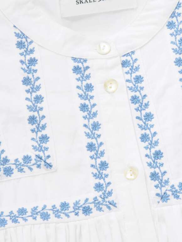 Skall - BONNE Feminin Kjole