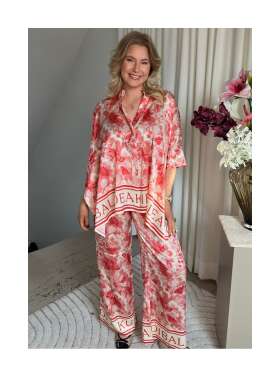 Dea Kudibal - MARGODEA BUKSER