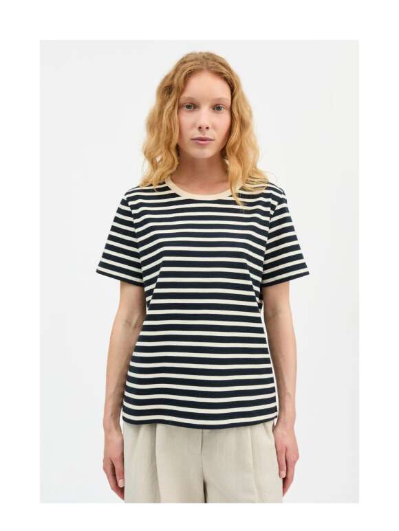 Skall - MARRON Klassisk T-shirt