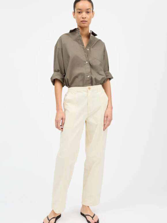 Skall - GARDEN Casual Buks