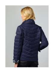 Junge - ELIZABETH JAKKE Junge - ELIZABETH JAKKE