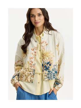 In Front - CHARLINE BLAZER