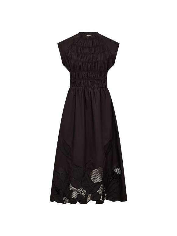 Mos Mosh - ARIA KJOLE