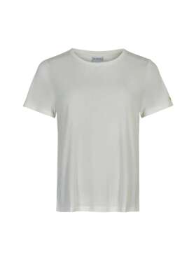 In Front - NINA T-SHIRT