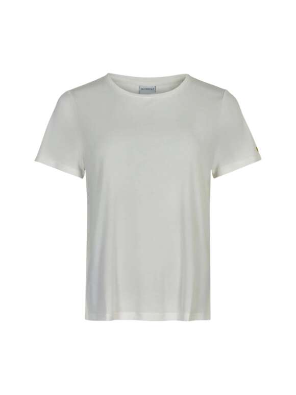 In Front - NINA T-SHIRT