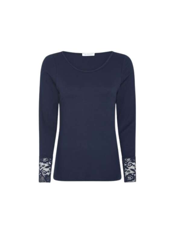 In Front - VIVIAN TOP