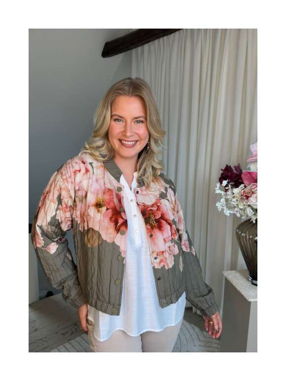 In Front - ANGELINA BLAZER