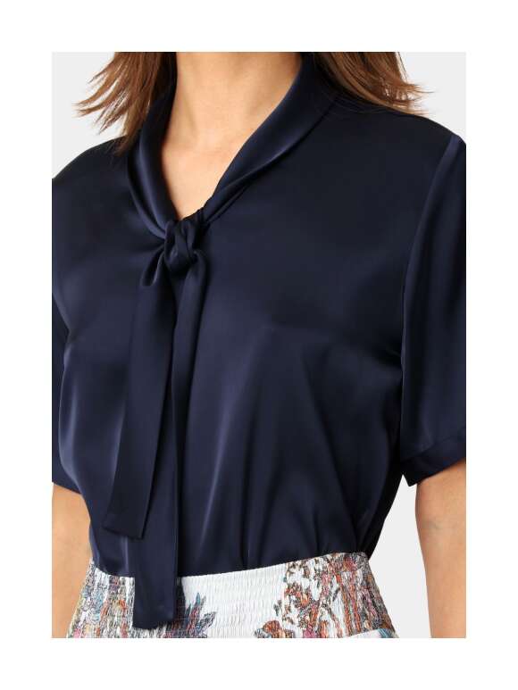 Karmamia - AUDREY Bindebluse