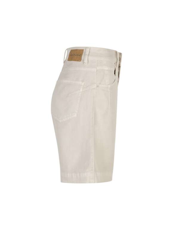 Red Button - KATE SHORTS