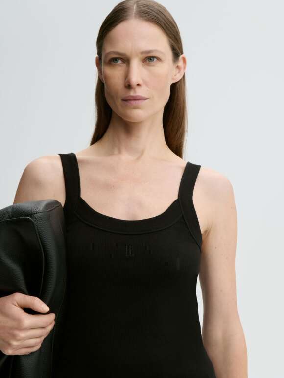 By Malene Birger  - FRILLO Minimalistisk Top