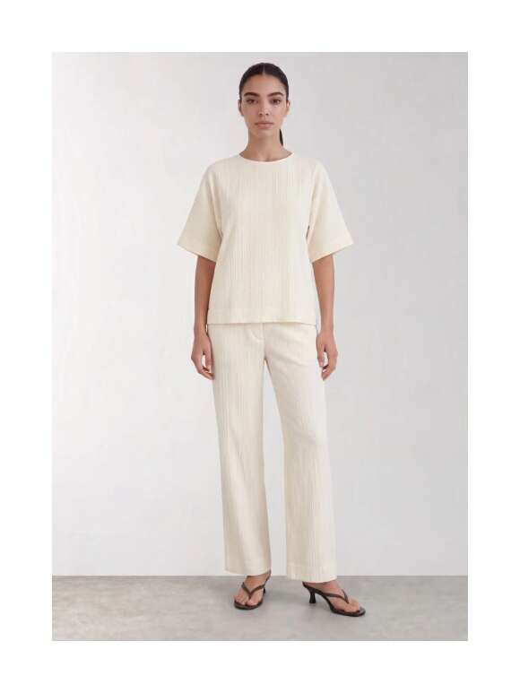 Leveté Room - REMY BLUSE