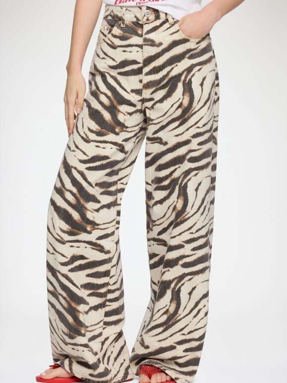 Ganni - Cool Jeans