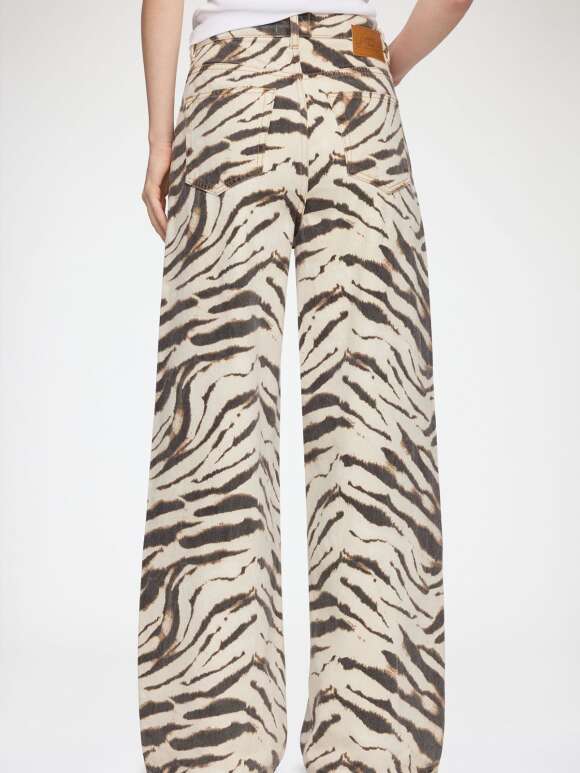 Ganni - Cool Jeans