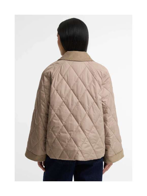 BARBOUR - KILNWICK QUILTET KORT JAKKE