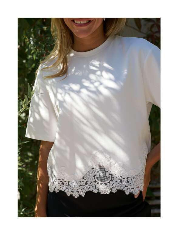 Neo Noir - Iria Lace Tee