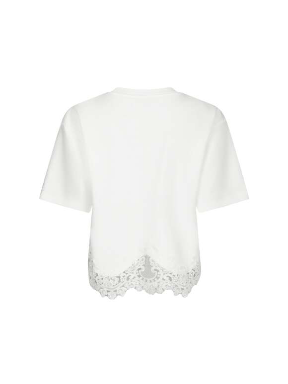 Neo Noir - Iria Lace Tee