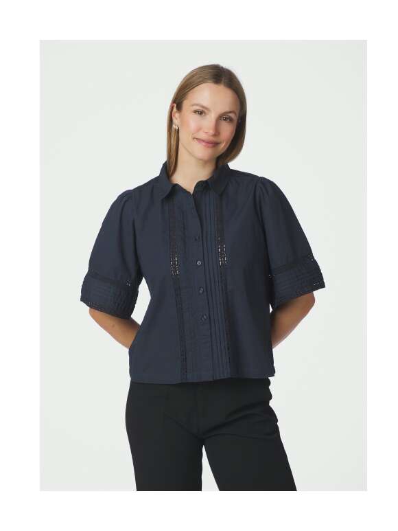 Neo Noir - LOTTE BLUSE